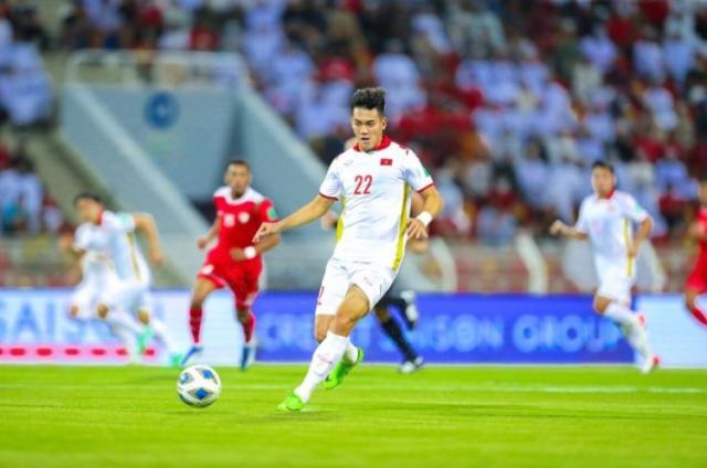 扑克-亚足联公布12强赛周最佳 越南球员当选武磊1.81%